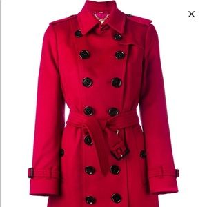 Burberry Sandringham Coat in Red Size US 08